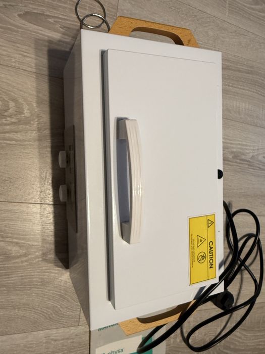 Sterylizator do narzędzi physa