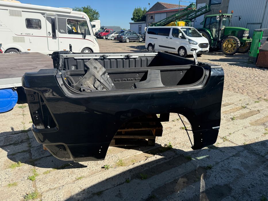 dodge ram 1500 limited longhorn 2024 zabudowa kompletna idealna