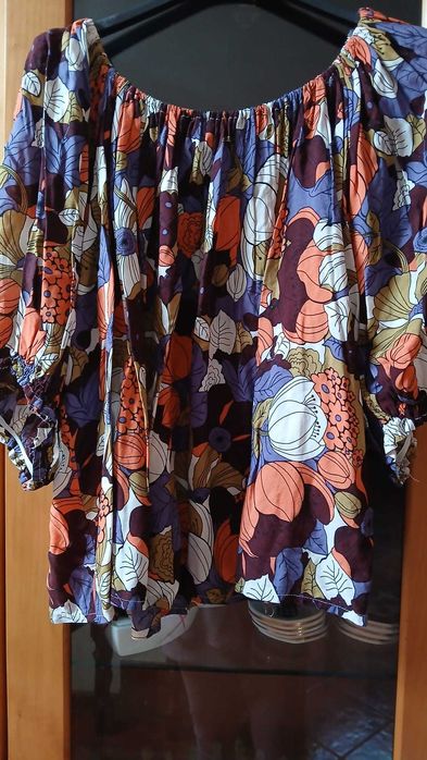 vestidos, tunicas e casacos