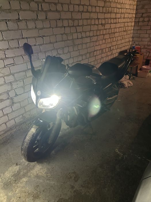 Yamaha fzs 600 fazer