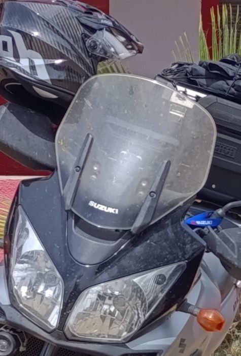 Revitalização parabrisas e farol  motos