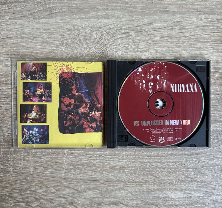 Album CD 1994 Nirvana  “Unplugged in New York”