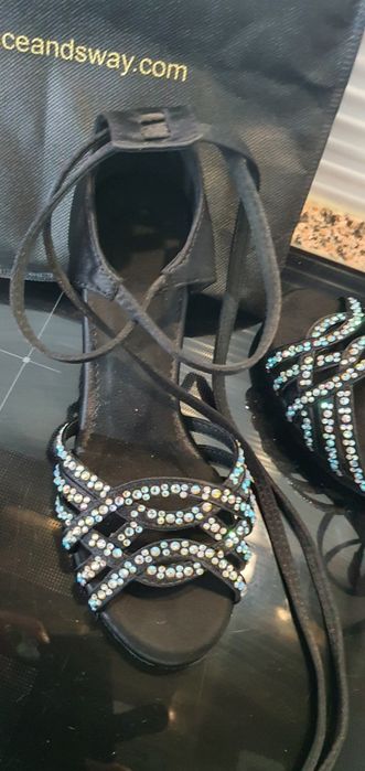 Sapatos de Dança Mulher Novos