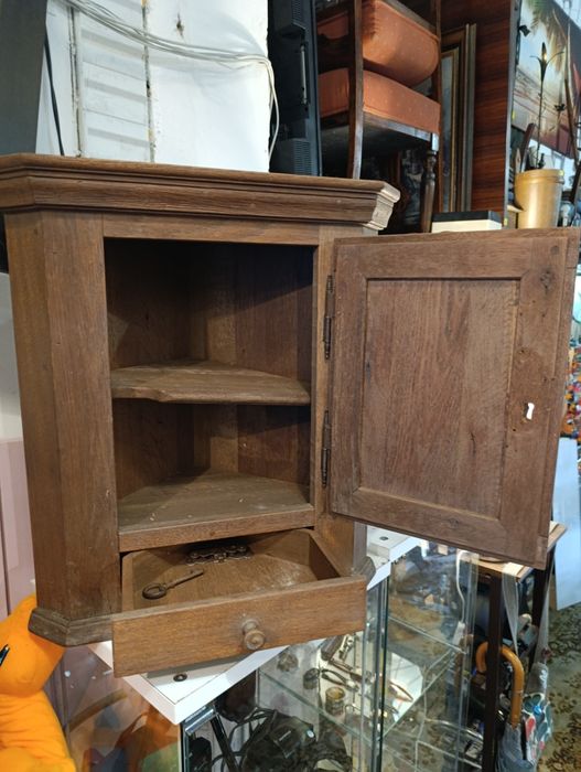 Szafka rogowa wisząca drewniana vintage retro stylowe stare drewno