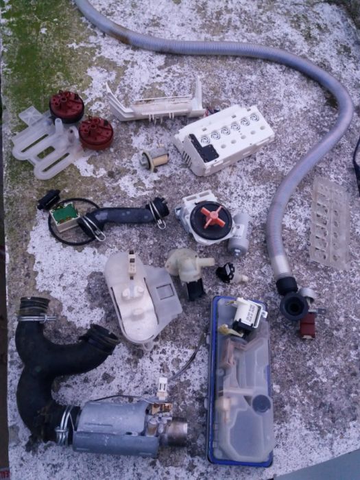 Zanussi e indesit  para peças