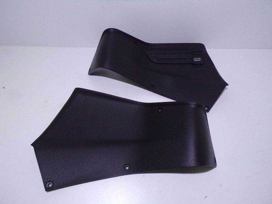 Aprilia SRV 850 Gilera GP 800 wypełnienie klapka w kokpit 2szt.