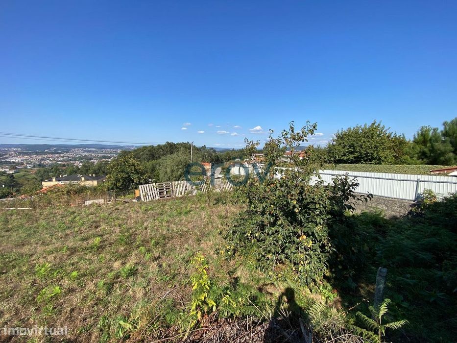 Lote de Terreno com 600 m² em Roriz – Santo Tirso