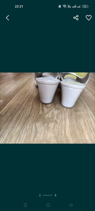 Beżowe buty na słupku 38