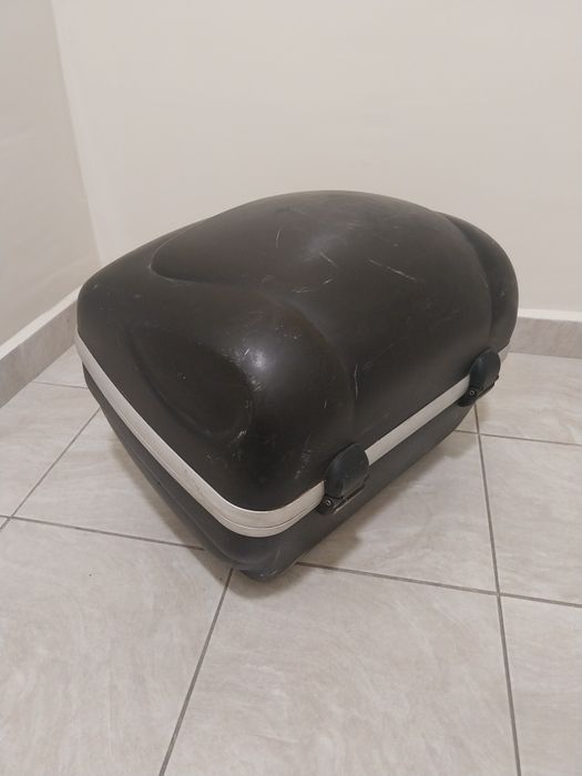 Sprzedam kufer motocyklowy