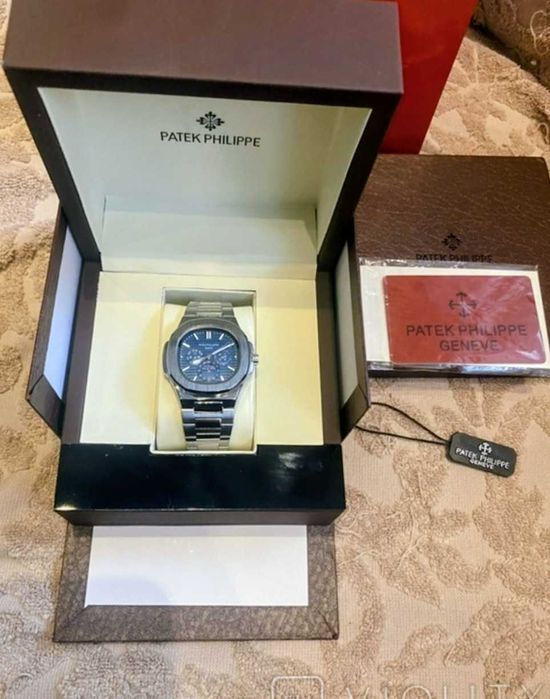 Часи Patek Philippe Nautilus 40MM: 6 000 грн. - Наручные часы Сумы