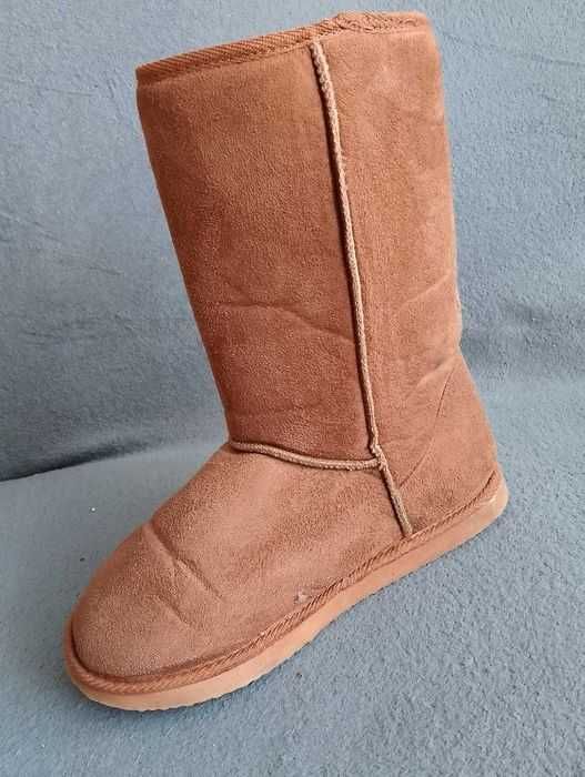 ZARA. Buty zimowe damskie.