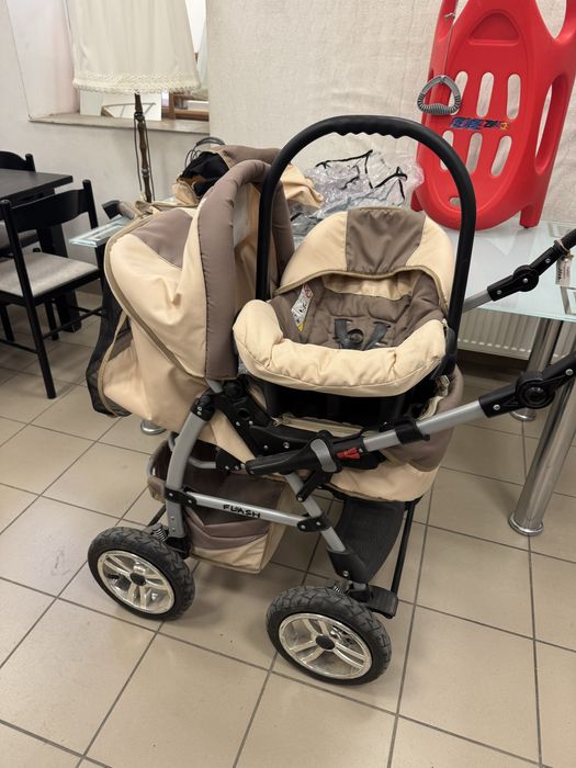 Дитячий візок із автокріслом в повній комплектації Німеччина