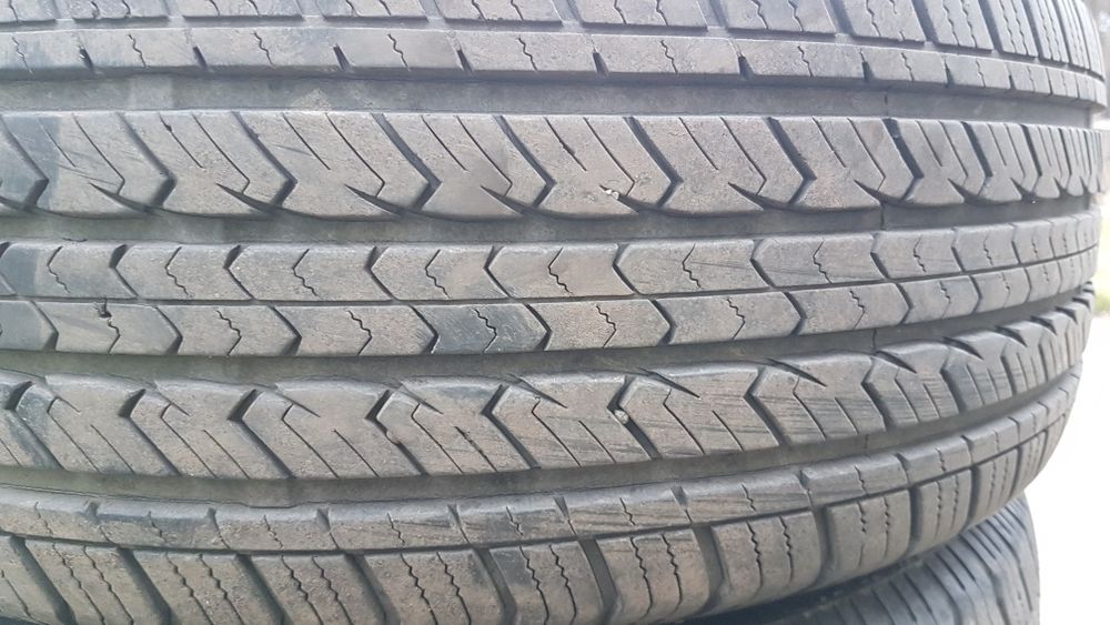 Opony letnie 235/60R17
