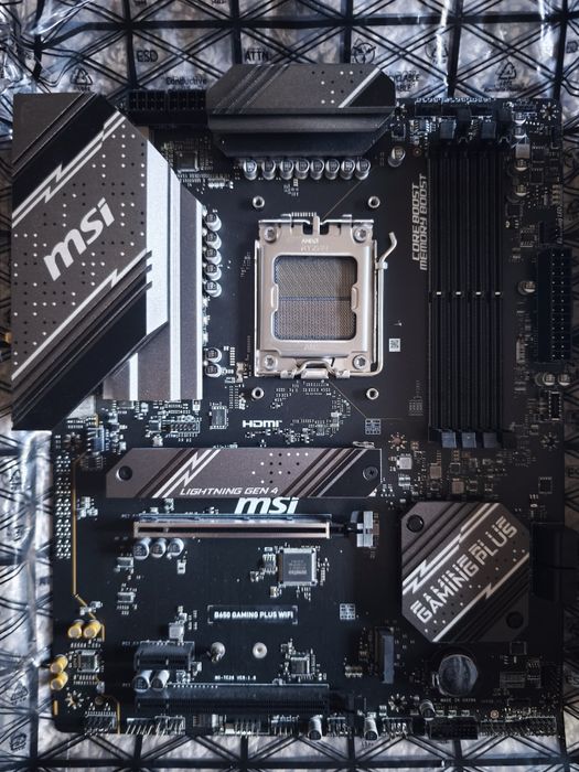 Motherboard MSI B650 Gaming Plus WiFi (Socket AM5 / DDR5) – Como Nova