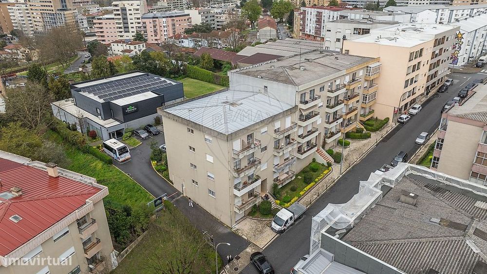 Apartamento T3 com lugar de garagem, em S. Victor, Braga!