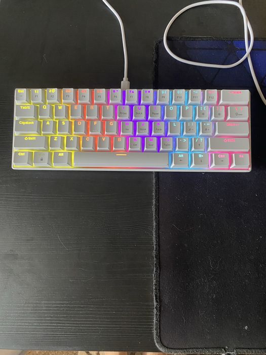 Клавиатура механическая  клавіатура механіка 60% ргб Rgb підсвітка подсветка