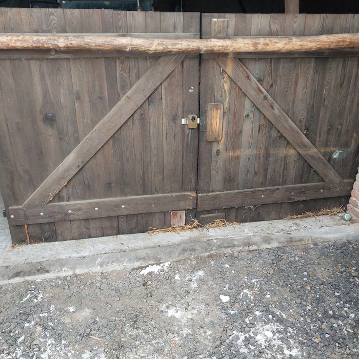 Brama garażowa gospodarcza