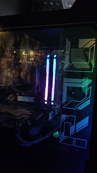 Kit Memória RAM Corsair Vengeance RGB PRO 16GB (2x8GB) DDR4 3600MHz CL18