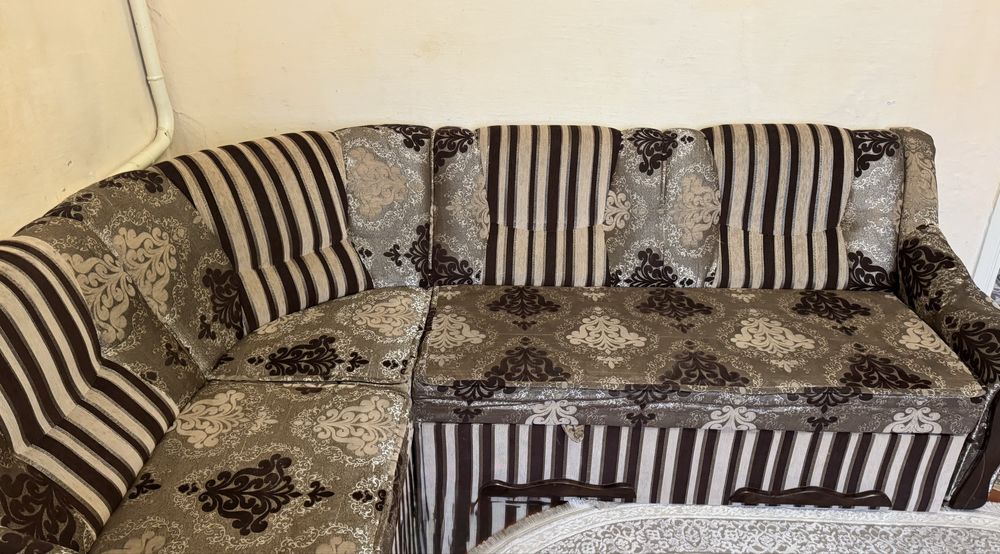 Продам диван Куток