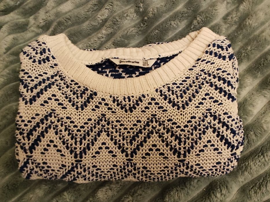 Sweterek Stradivarius