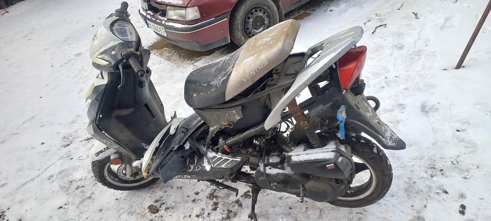 Продам мотор до кітайця б у до скутера