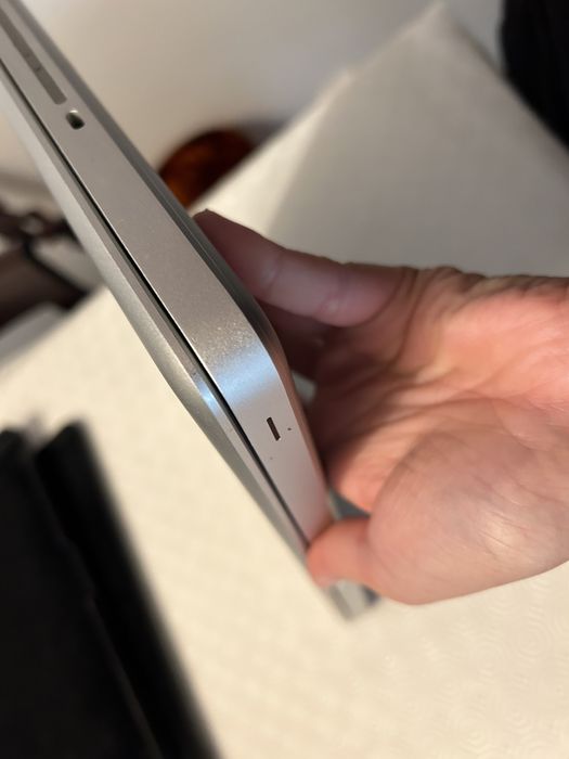 MACBOOK PRO - macOS Catalina64585167750787121