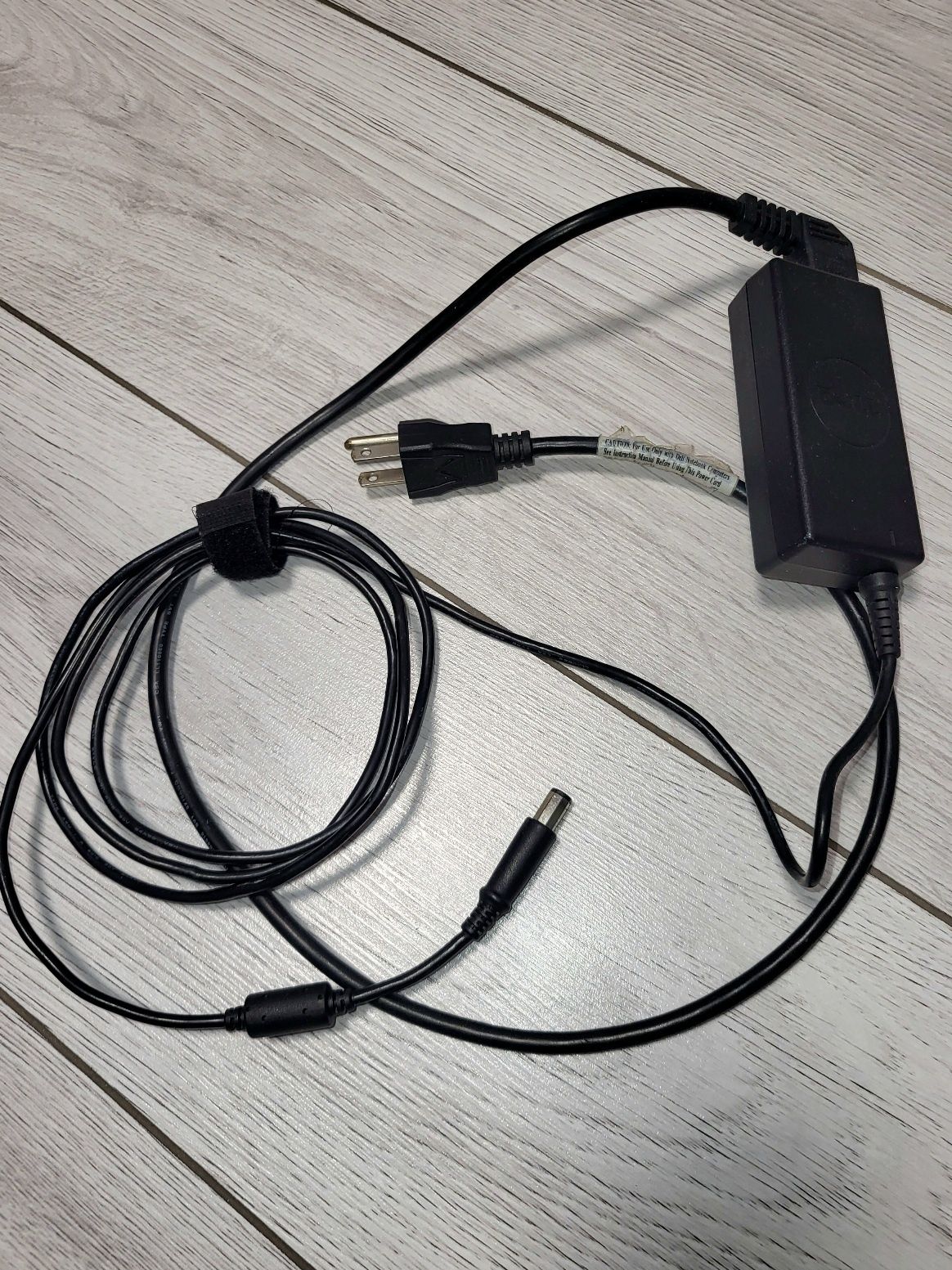 Зарядка блок живлення Dell американская с переходником 65W: 300 грн ...