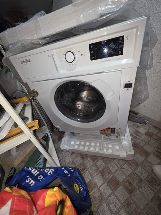 Wirhpool máquina de lavar 8Kg .Nova, zona Lisboa