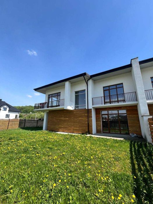 Продаж 4 кімнатного котеджу  у мальовничих Винниках