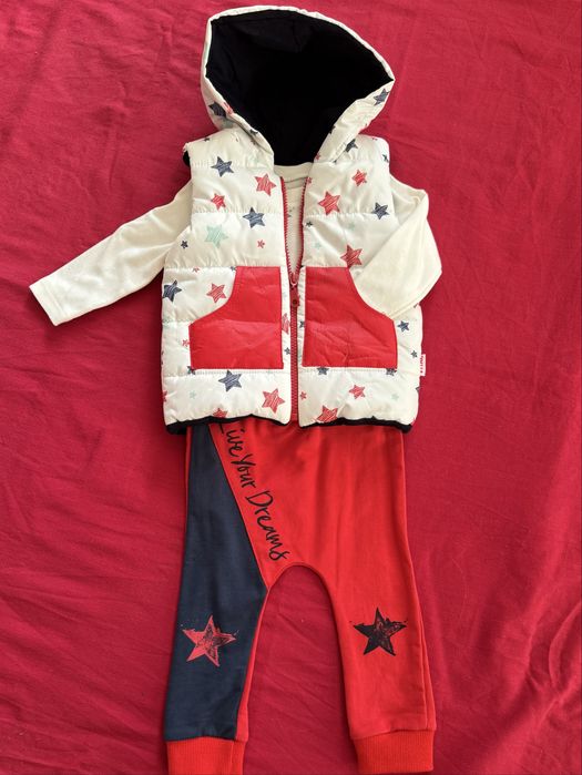 Костюм трійка 74р.