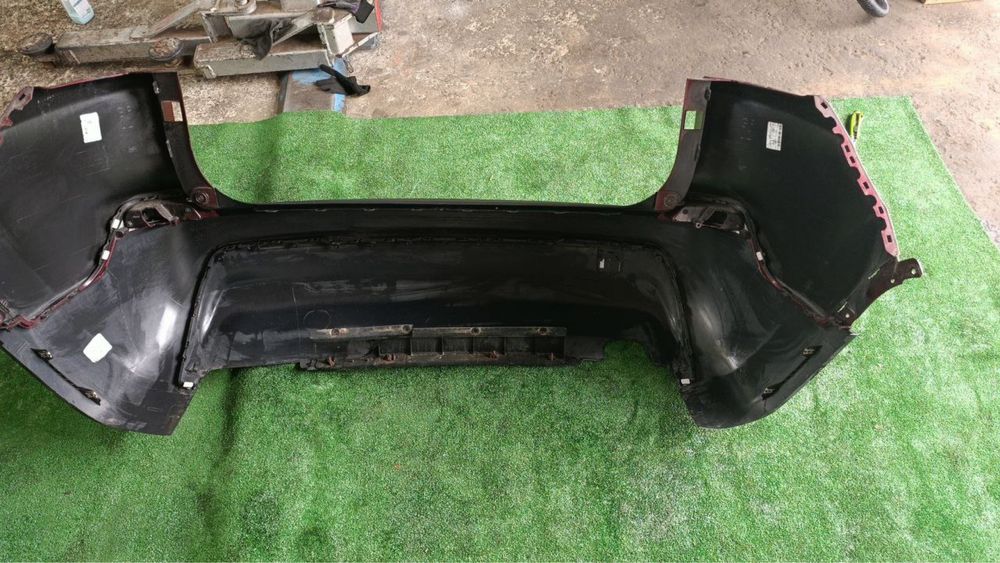 Комплектний задній бампер Jeep Cherokee Kl 2019-2025