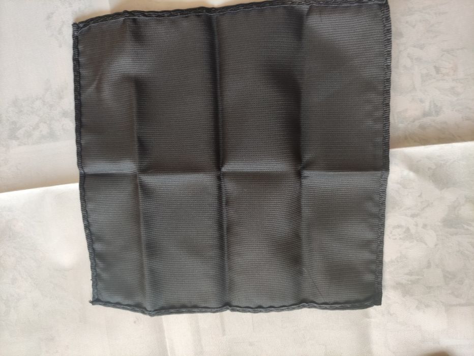 Набор галстук-бабочка и платок