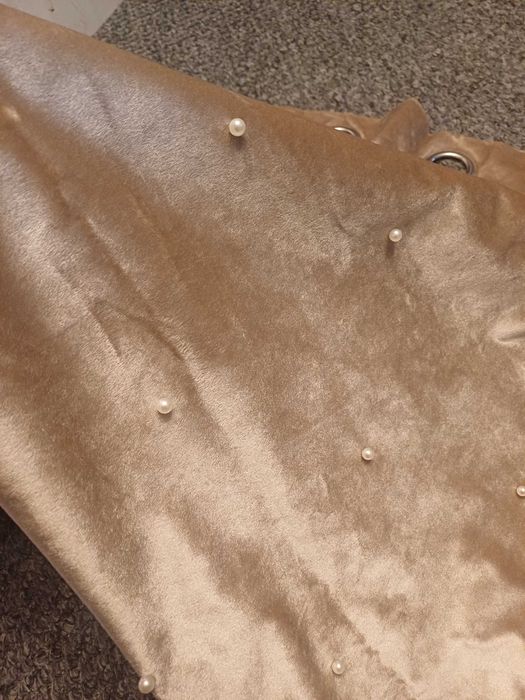 2 zasłony beżowe Home and You z perełkami