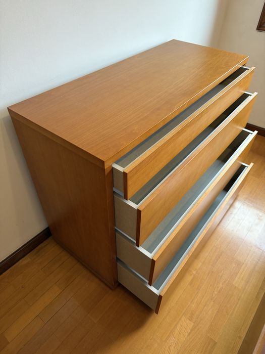 Pack Quarto – 2 cómodas + 2 mesas de cabeceira – excelente estado