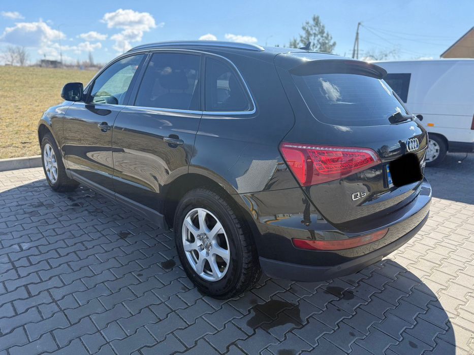 Продам Audi Q5 quatro,2.0 дизель!