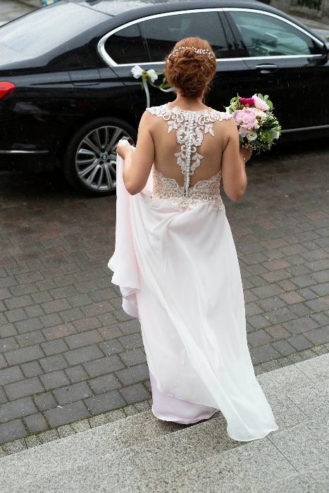 Suknia ślubna rozmiar 36-38 odcień pudrowego różu.OKAZJA!