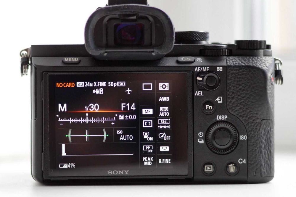 Sony A7 II  + Sony FE 28-60