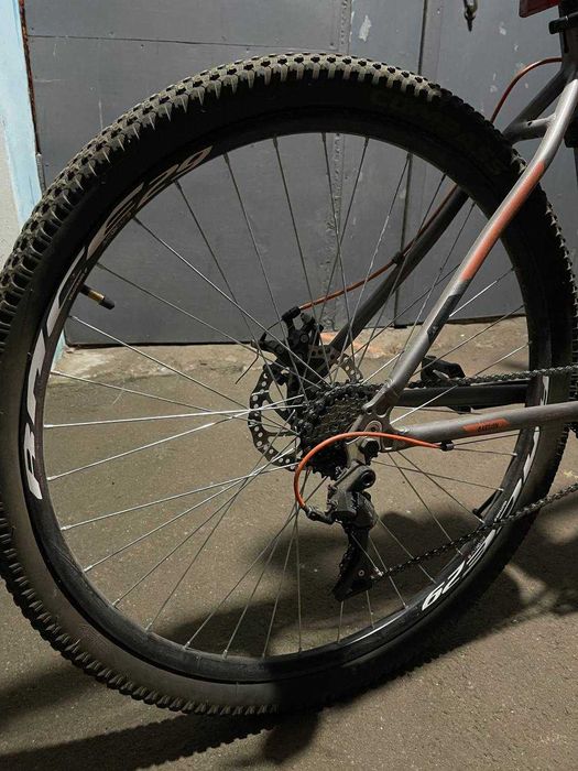 велосипед Discovery — отличный вариант для активного катания