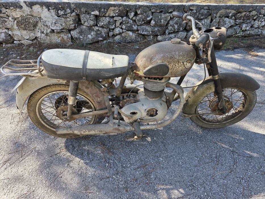 Matchless G2 com 248 cc de 1962