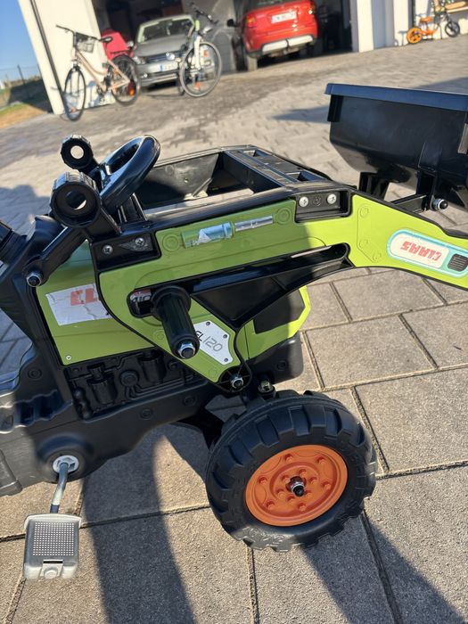 Traktor na pedały claas dla 3 latka