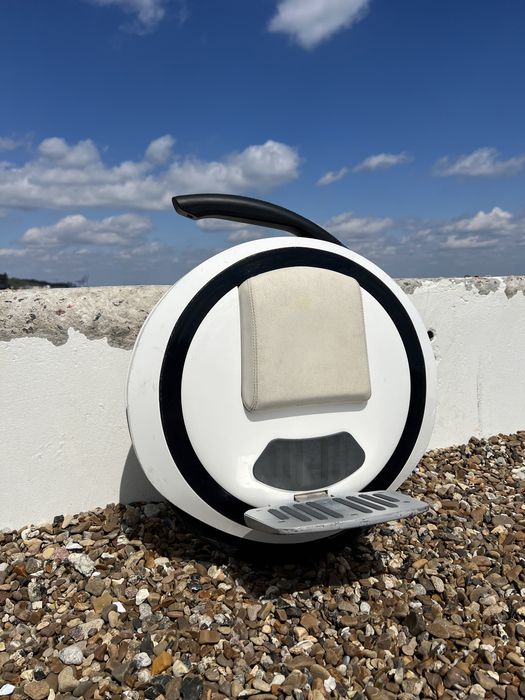Моноколесо Ninebot One E+  Отличное состояние