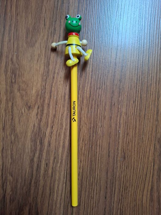 Ołówek z figurką. Świetny prezent dla dziecka.