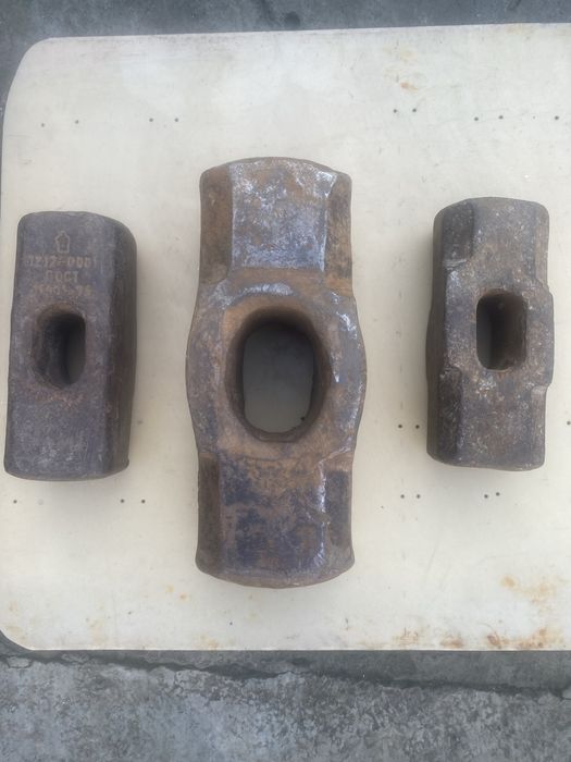 Кувалды,молотки Кирки в наличии