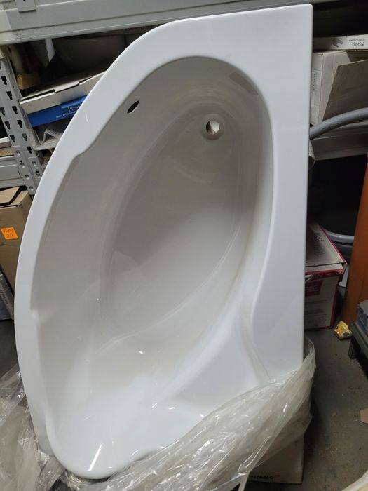 Wanna akrylowa narożna 150x100