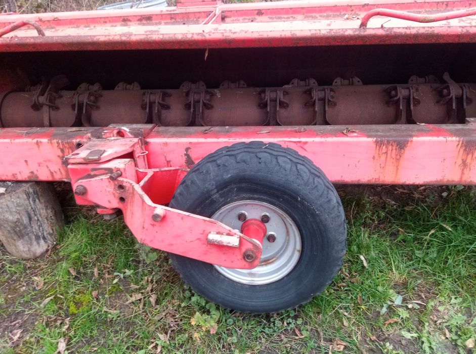 Мульчувач стерні KUHN