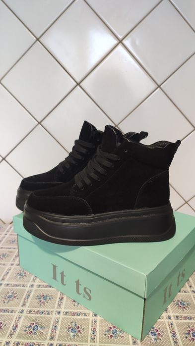 РАСПРОДАЖА Ботинки Сапоги на Платформе Натуральная Замша.