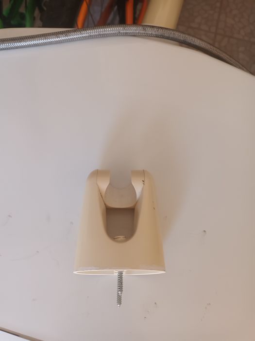 Suporte chuveiro wc