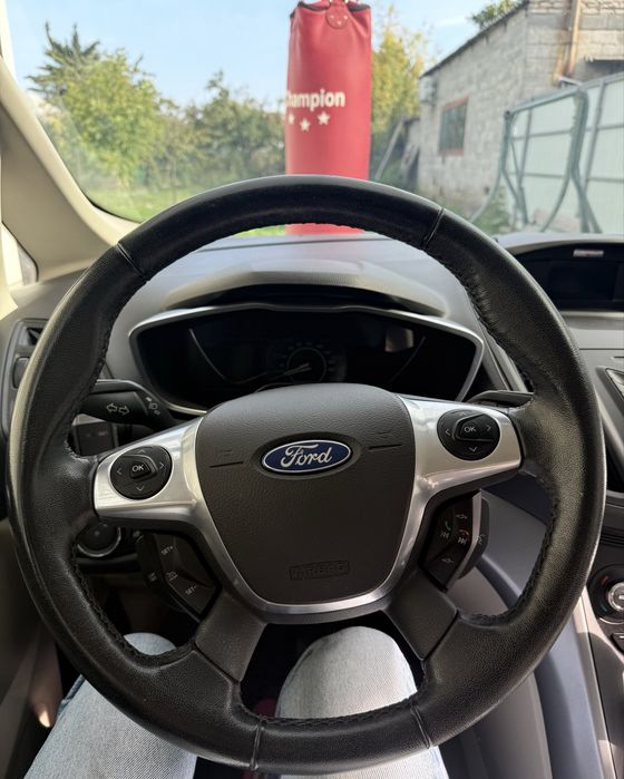 Ford C-max hybrid