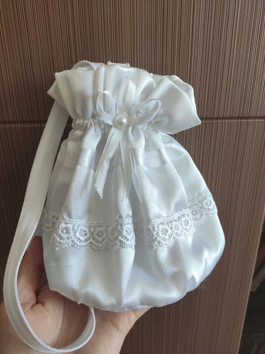 Святкова сукня, біла сукня,104-110, обруч цукеркою, квітка на руку