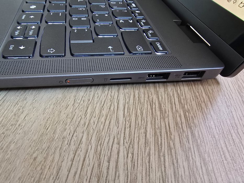 PC Lenovo IdeaPad 5